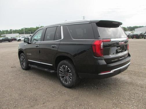 2025 GMC Yukon Elevation