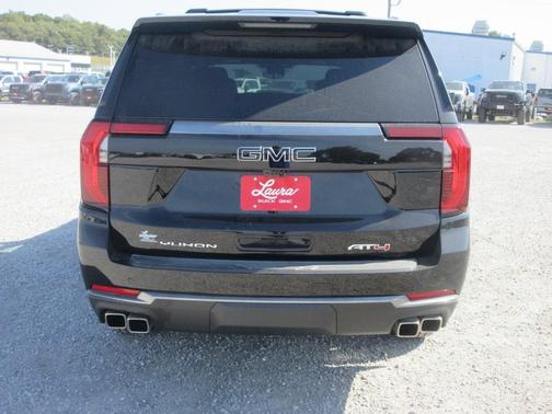 2025 GMC Yukon XL AT4