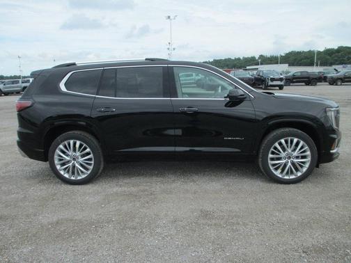 2025 GMC Acadia Denali