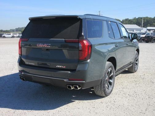 2025 GMC Yukon AT4