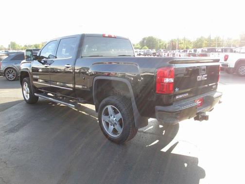 2017 GMC Sierra 2500 SLT