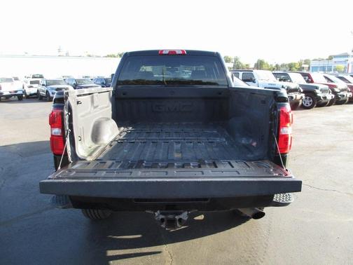 2017 GMC Sierra 2500 SLT