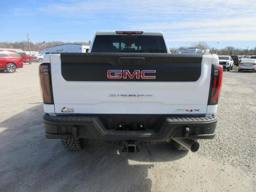 2025 GMC Sierra 2500 AT4X
