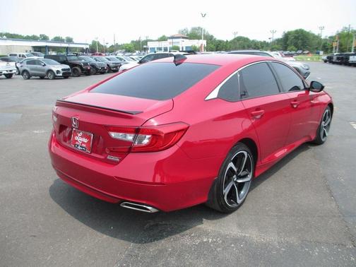 2022 Honda Accord Sport SE