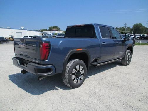 2025 GMC Sierra 2500 Denali