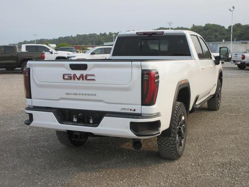 2026 GMC Sierra 3500 AT4