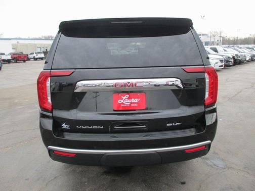 2021 GMC Yukon XL SLT