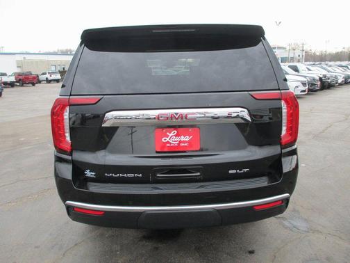 2021 GMC Yukon XL SLT