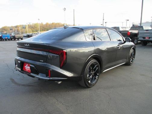 2025 Kia K4 GT-Line Turbo