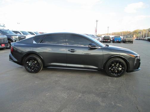 2025 Kia K4 GT-Line Turbo