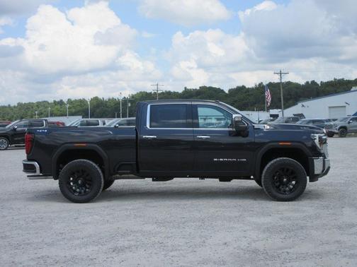 2025 GMC Sierra 2500 SLT