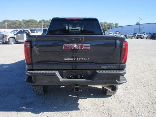 2026 GMC Sierra 3500 Denali