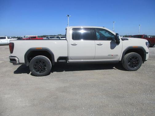 Dune 2026 GMC Sierra 2500 AT4