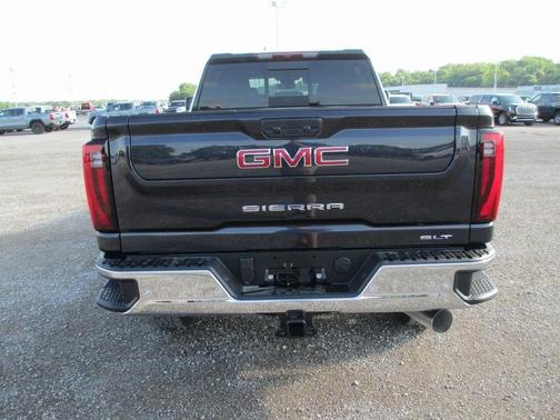 2025 GMC Sierra 3500 SLT