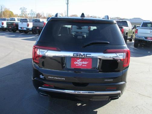 2021 GMC Acadia Denali