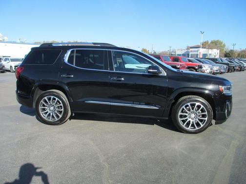 2021 GMC Acadia Denali