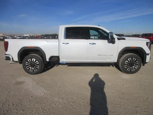 2026 GMC Sierra 2500 Denali Ultimate