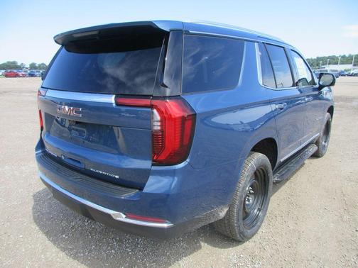 Metallic 2026 GMC Yukon Elevation