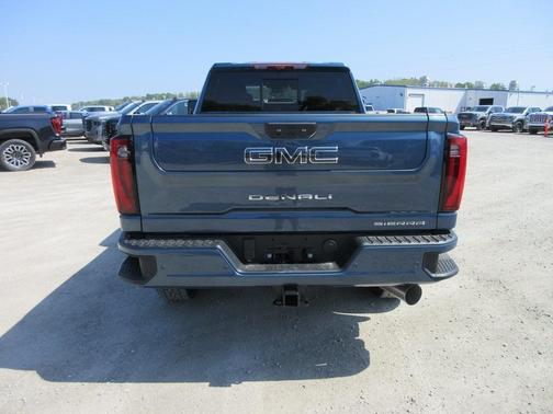 2025 GMC Sierra 2500 Denali Ultimate