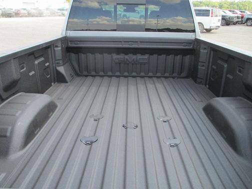 2026 GMC Sierra 3500 SLT