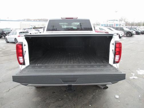 2025 GMC Sierra 2500 SLE