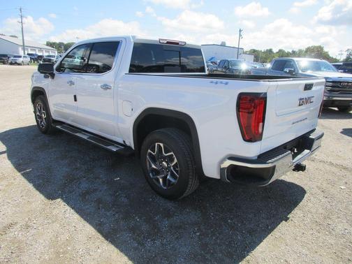 Summit White 2026 GMC Sierra 1500 SLT