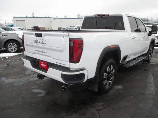 2025 GMC Sierra 2500 Denali