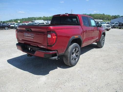 2025 GMC Canyon AT4