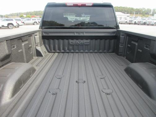 2025 GMC Sierra 3500 AT4