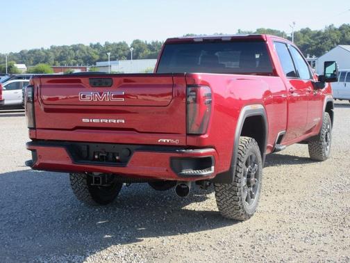 2025 GMC Sierra 3500 AT4
