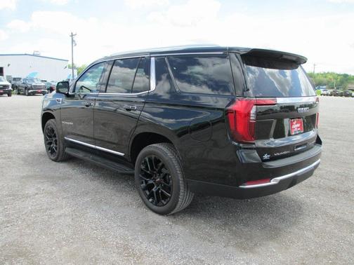 2025 GMC Yukon Elevation