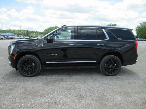 2025 GMC Yukon Elevation
