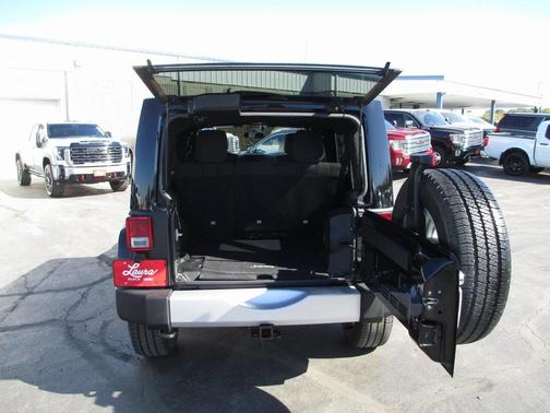 2012 Jeep Wrangler Unlimited Sahara