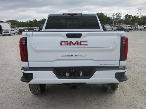 2026 GMC Sierra 2500 Denali