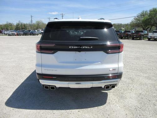 2025 GMC Acadia Denali