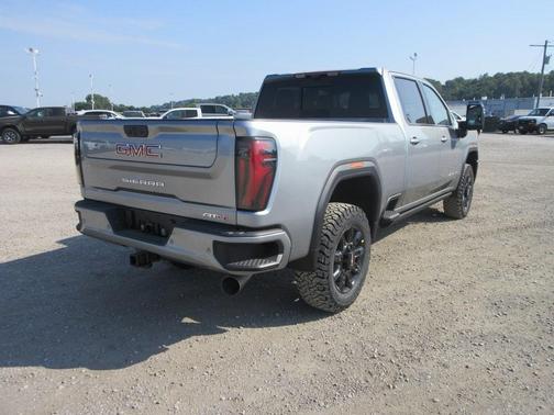 2025 GMC Sierra 3500 AT4
