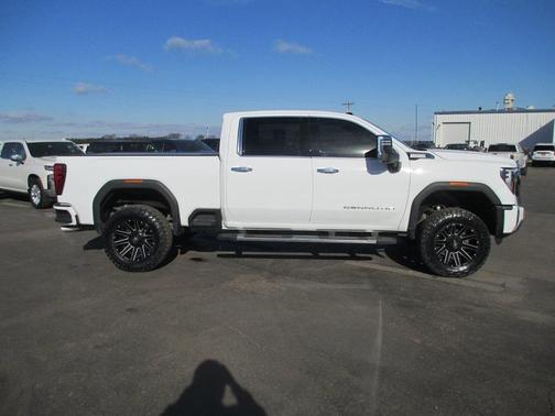 2024 GMC Sierra 3500 Denali