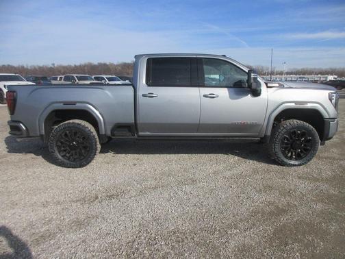 2026 GMC Sierra 2500 AT4