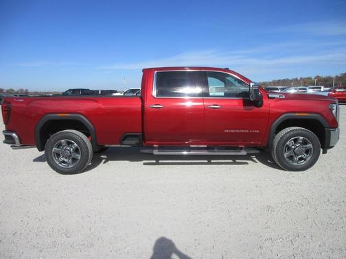 2026 GMC Sierra 3500 SLT