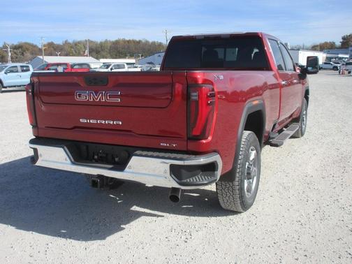 2026 GMC Sierra 3500 SLT