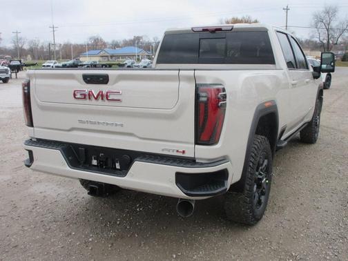 2026 GMC Sierra 2500 AT4