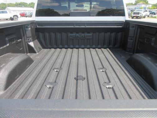 2025 GMC Sierra 2500 SLE