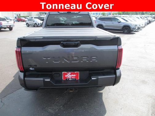 2022 Toyota Tundra Hybrid Platinum