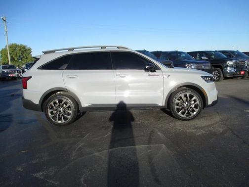 2023 Kia Sorento X-Line SX Prestige