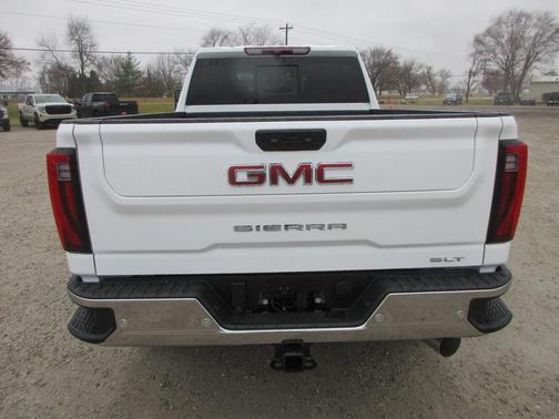 2026 GMC Sierra 2500 SLT