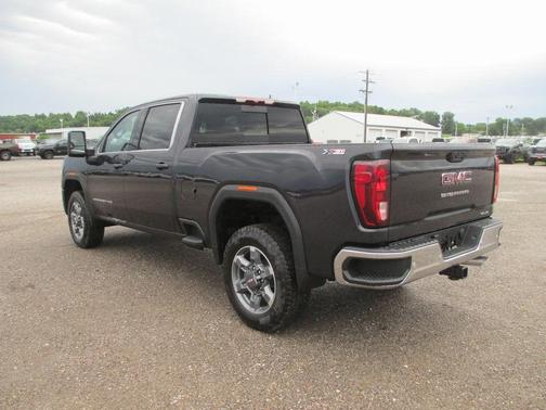 2025 GMC Sierra 2500 SLE