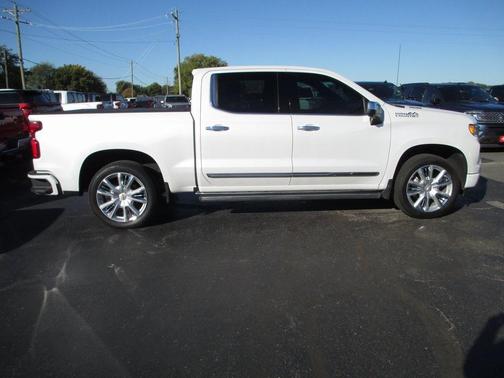 2022 Chevrolet Silverado 1500 High Country