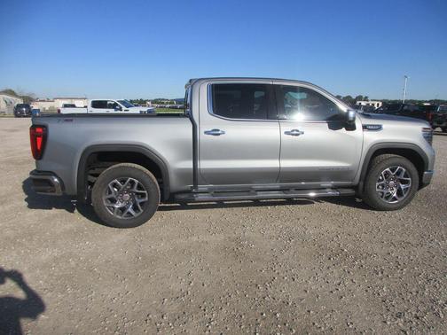 Sterling 2026 GMC Sierra 1500 SLT