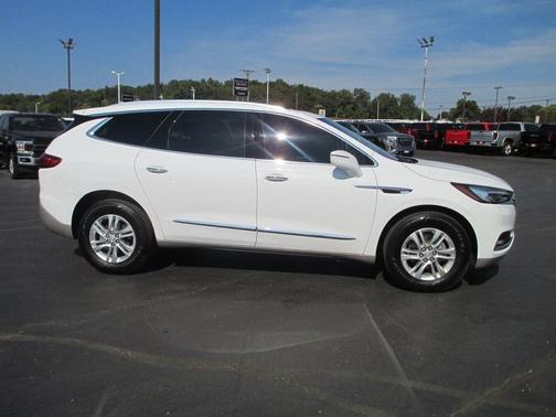 2020 Buick Enclave Essence