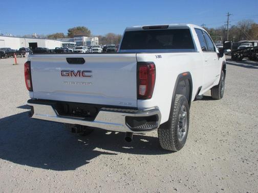 2026 GMC Sierra 3500 SLE